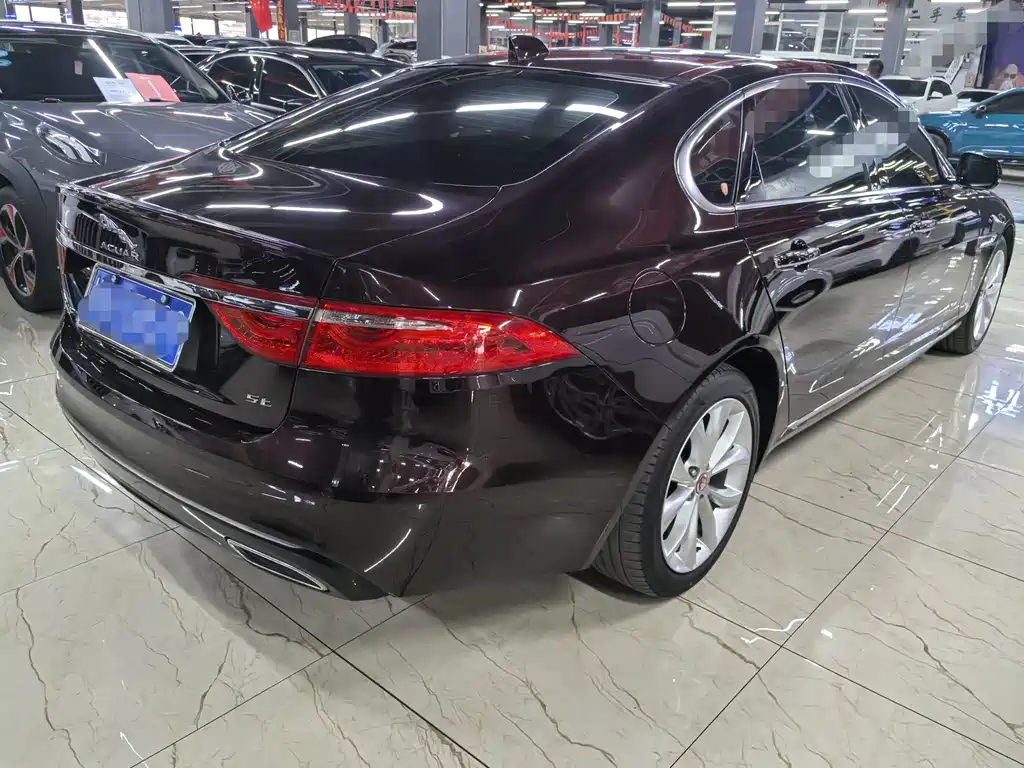 Jaguar XFL XFL 2.0 T P250 2 WD Luxury