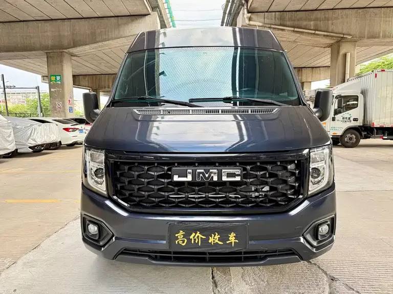 JMC Fushun 2.0 T Auto SWB Mid High Roof Commercial Multi-purpose Passenger 6-seat