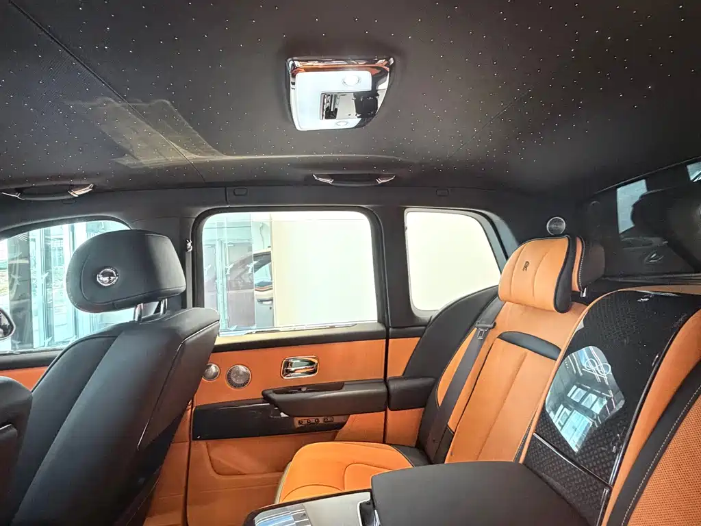 Cullinan Black Badge