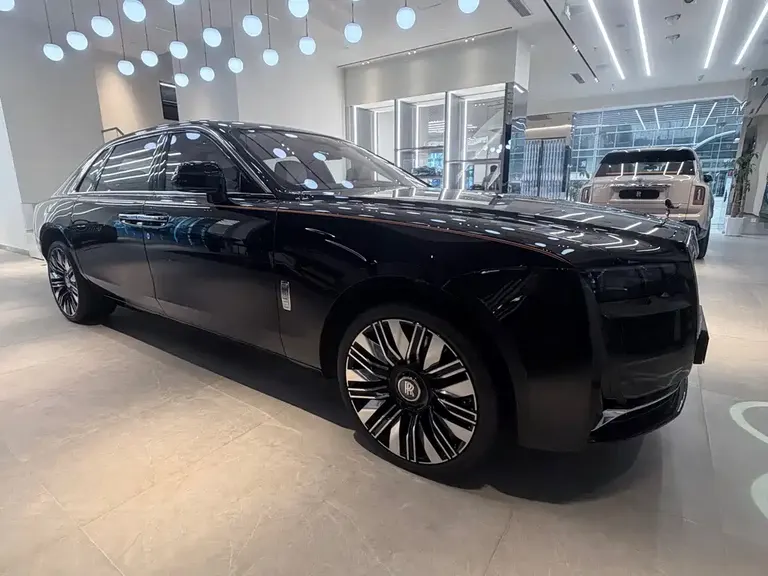Rolls-Royce Ghost 6.7 T LWB Range