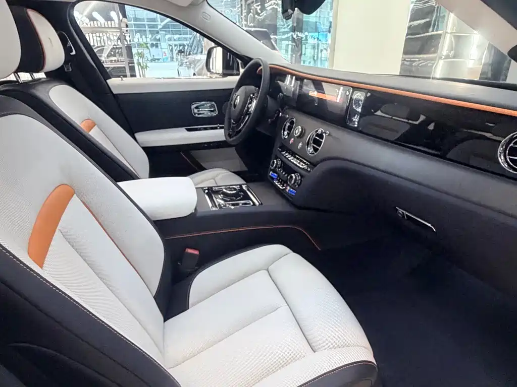 Ghost 6.7 T LWB Range