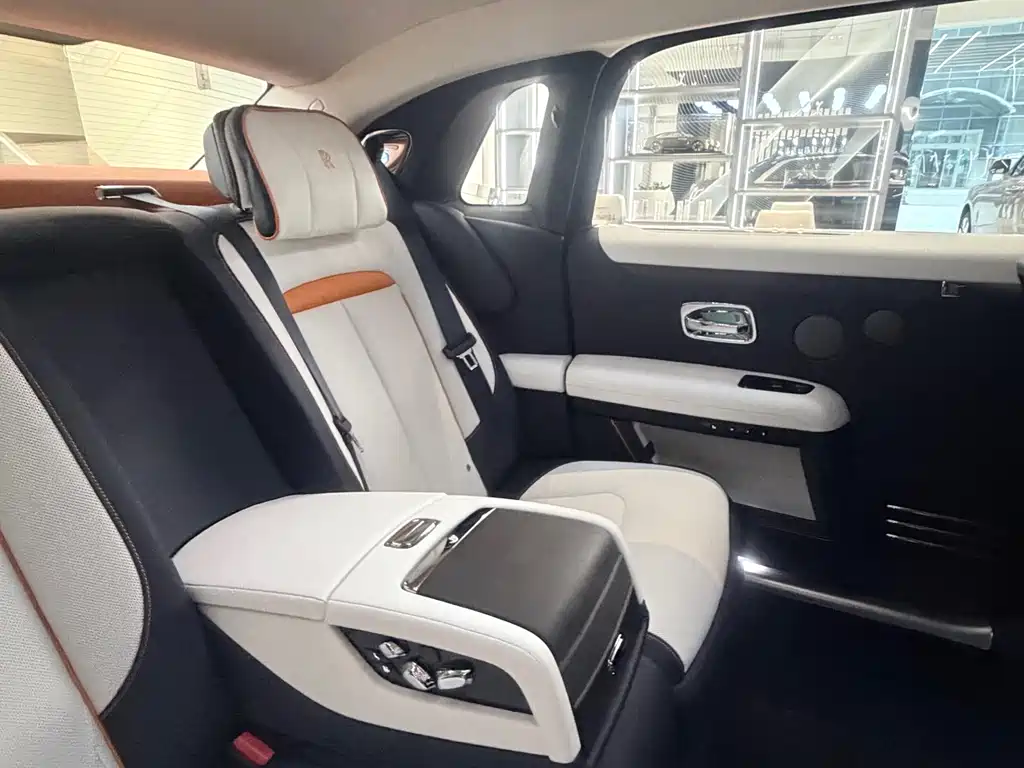 Ghost 6.7 T LWB Range