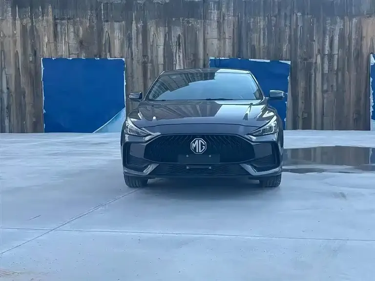 MG5 300 TGI DCT Youth Luxury Flagship
