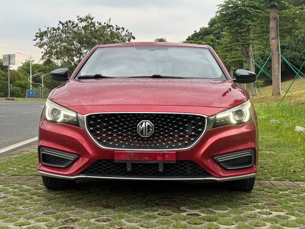 MG6 20 T Auto Trophy Premium Internet CN-V