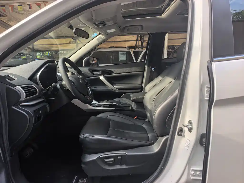 Eclipse Cross 奕歌 2018款 1.5 T CVT两驱梦想版