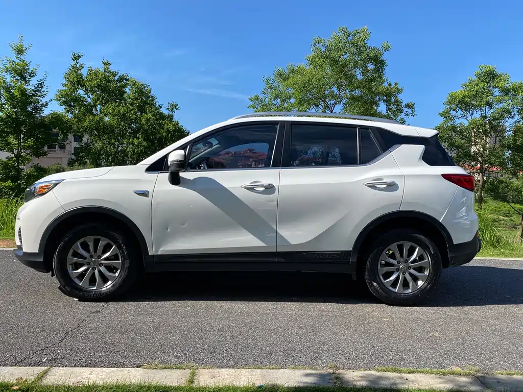 GAC Trumpchi GS3 235 T Auto Comfort Enjoyment
