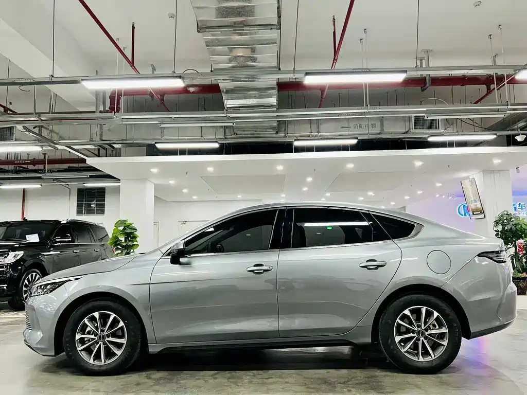 Destroyer 05 Glory DM-i 55 KM Luxury