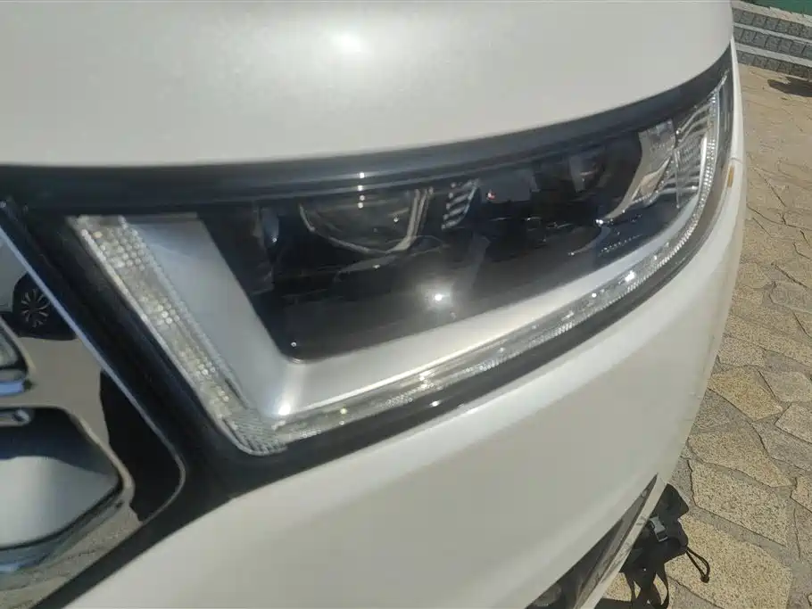 Edge EcoBoost 245 2 WD Grand Sharp 7-seat CN-V