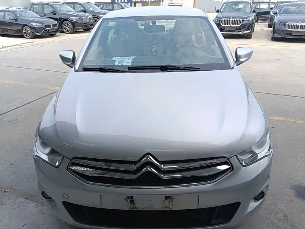 Elysee 1.6 L Manual Fashion