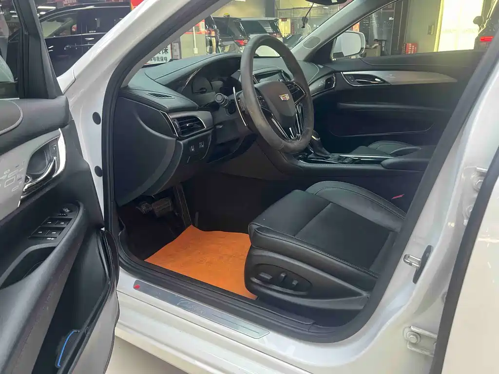 Cadillac ATS-L 28 T Fashion