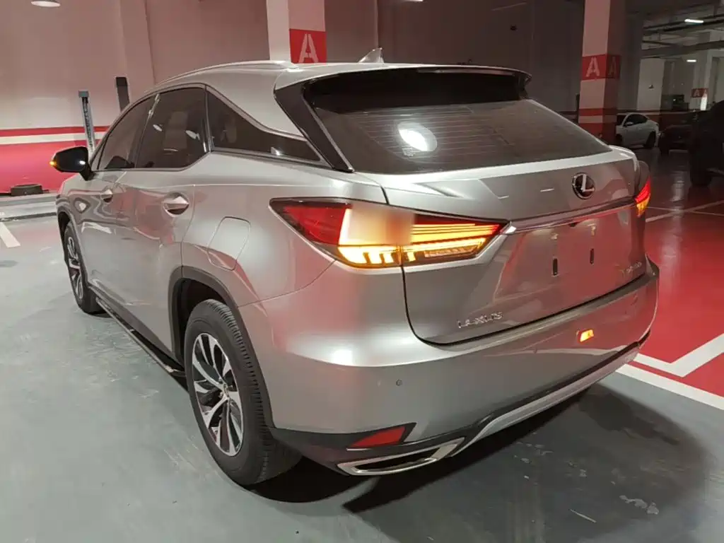Lexus RX Facelift 300 2 WD Elite