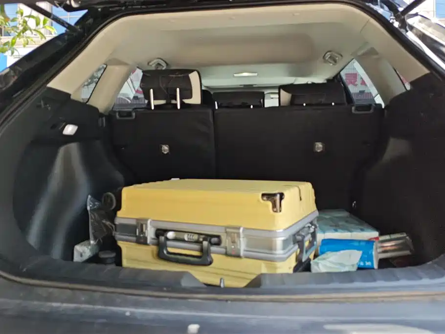 Frontlander 2.0 L CVT Leading