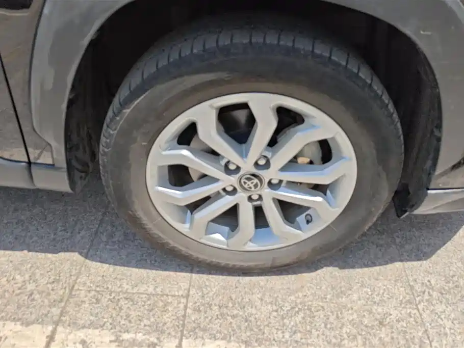Frontlander 2.0 L CVT Leading