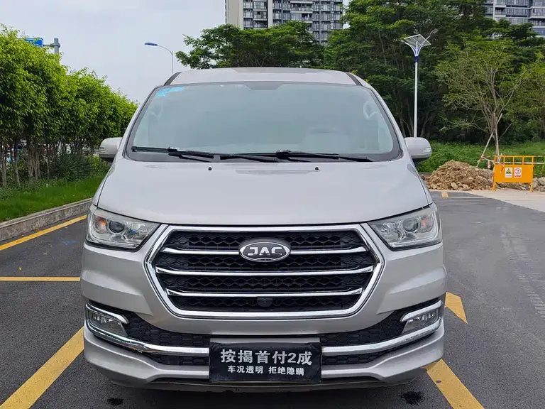 JAC Refine M4 2.0 L Manual Luxury