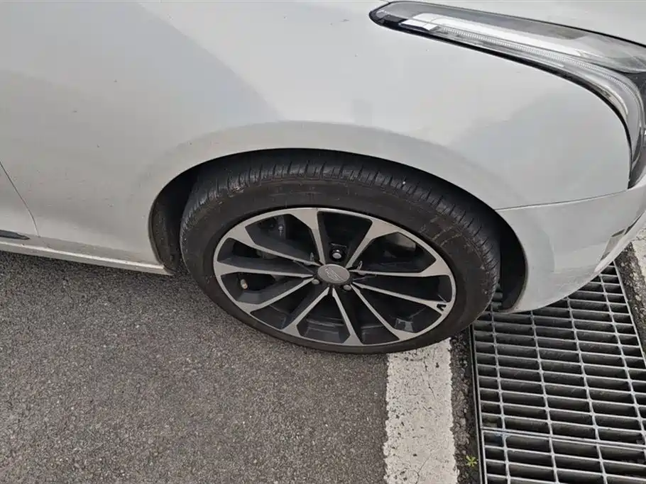 Cadillac ATS-L 28 T Tech