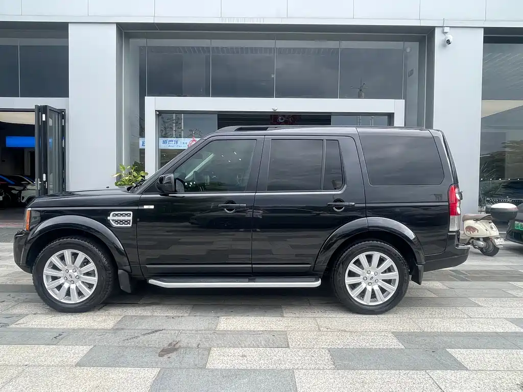 Discovery 3.0 SDV6 HSE Diesel