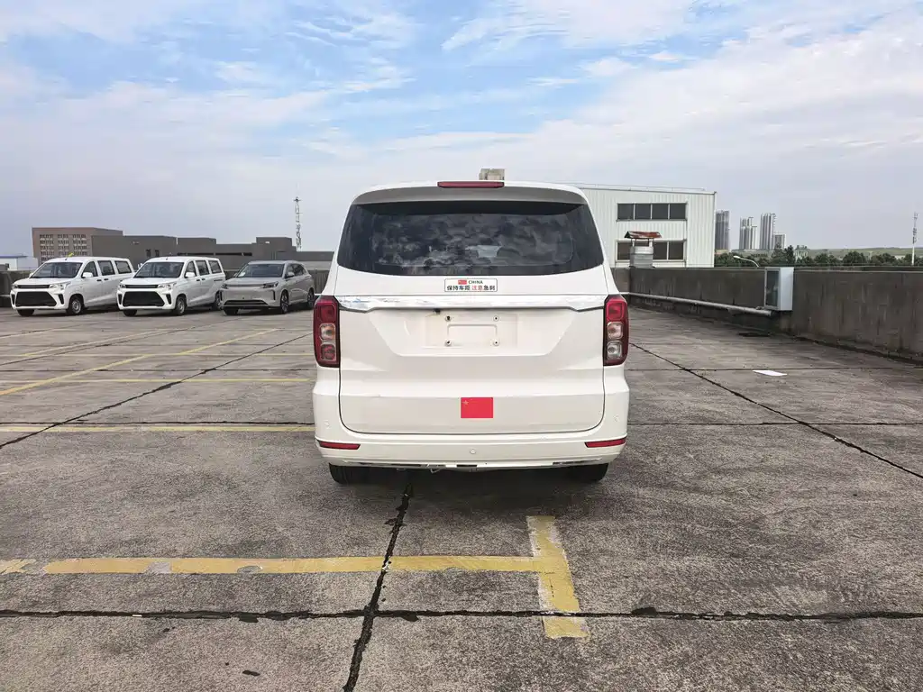 Wuling Hongguang 1.5 L S Standard L2 B