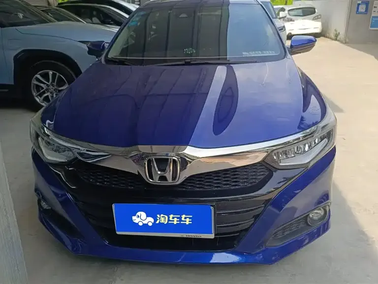 Honda Crider 180 Turbo CVT Flagship CN-V