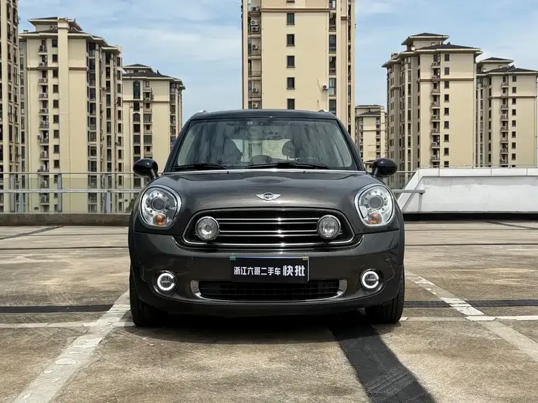 MINI COUNTRYMAN 1.6 L COOPER Excitement