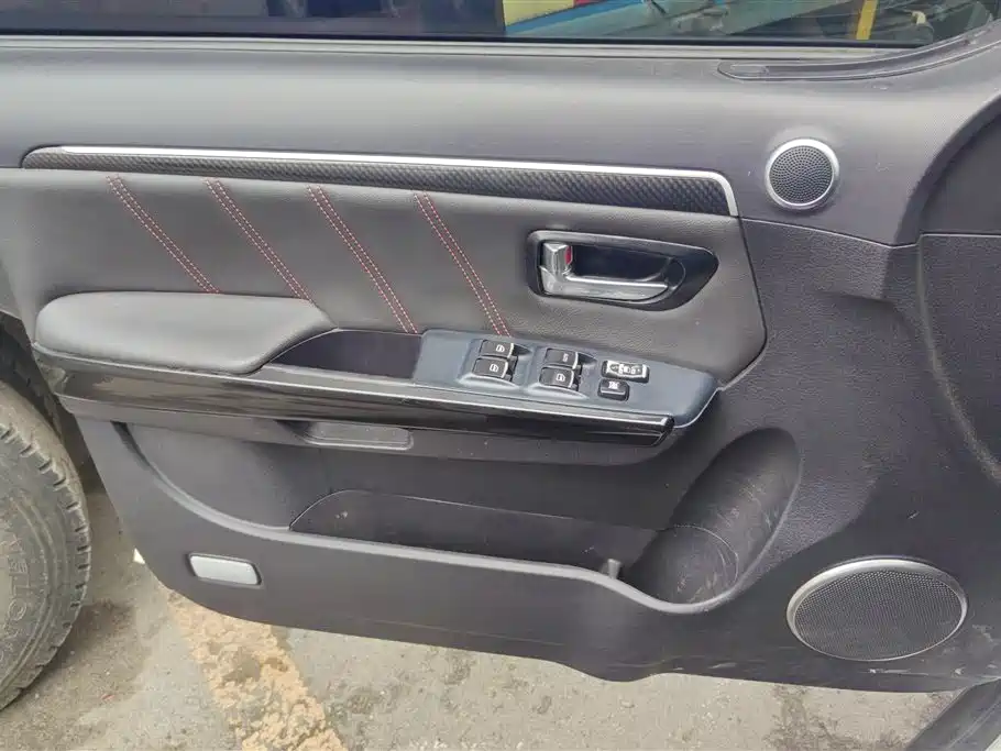 Haval H5 Classic 哈弗H5经典 2013款 智尊版 2.0 T手动四驱尊贵型