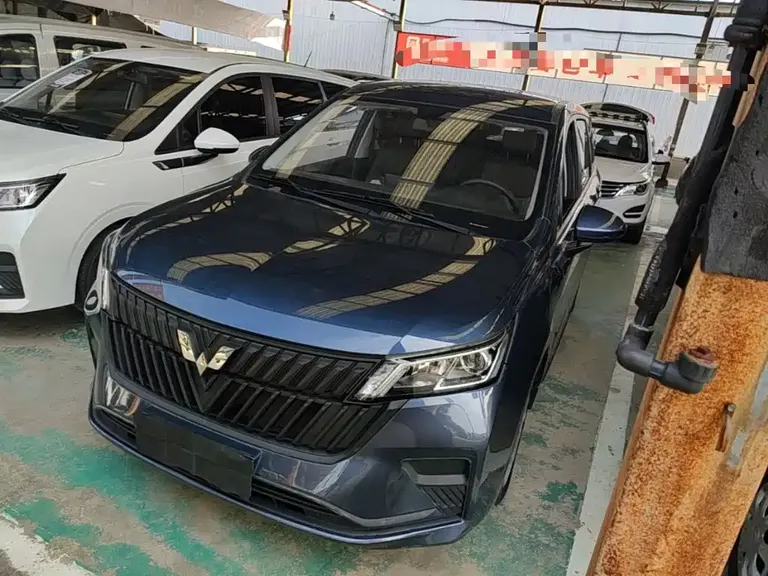 Wuling Jiachen 1.5 L Manual Joy Enjoyment Elite