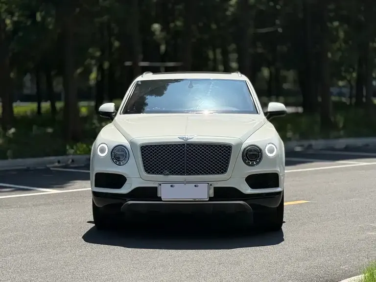 Bentley Bentayga 6.0 T Standard