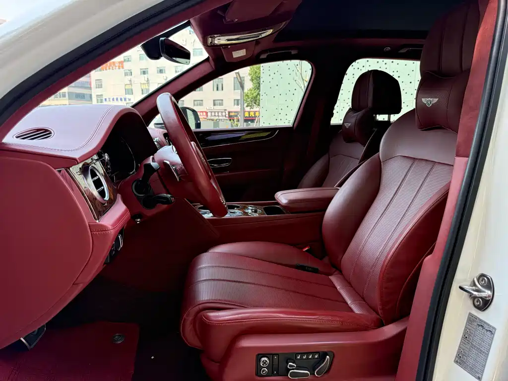 Bentayga 6.0 T Standard
