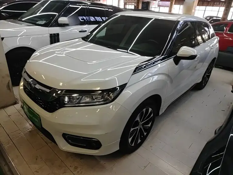 Honda Avancier 240 TURBO 2 WD Luxury