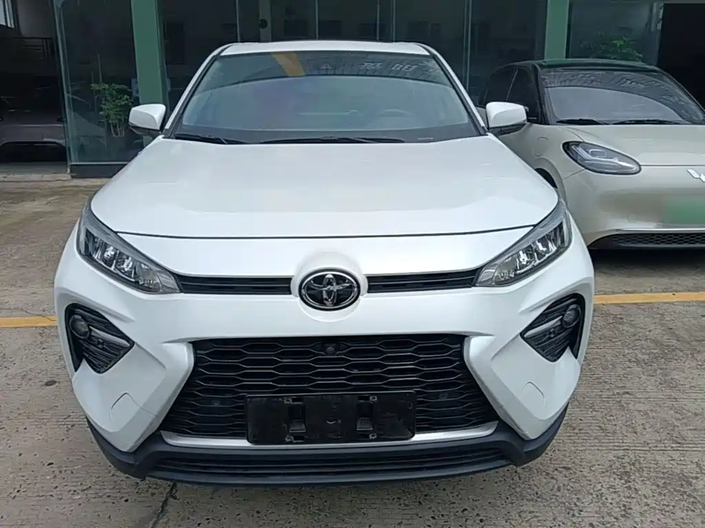 Wildlander 2.0 L CVT 2 WD Luxury PLUS