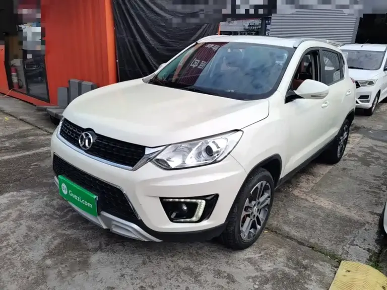 Baic Senova X35 1.5 L Auto Luxury