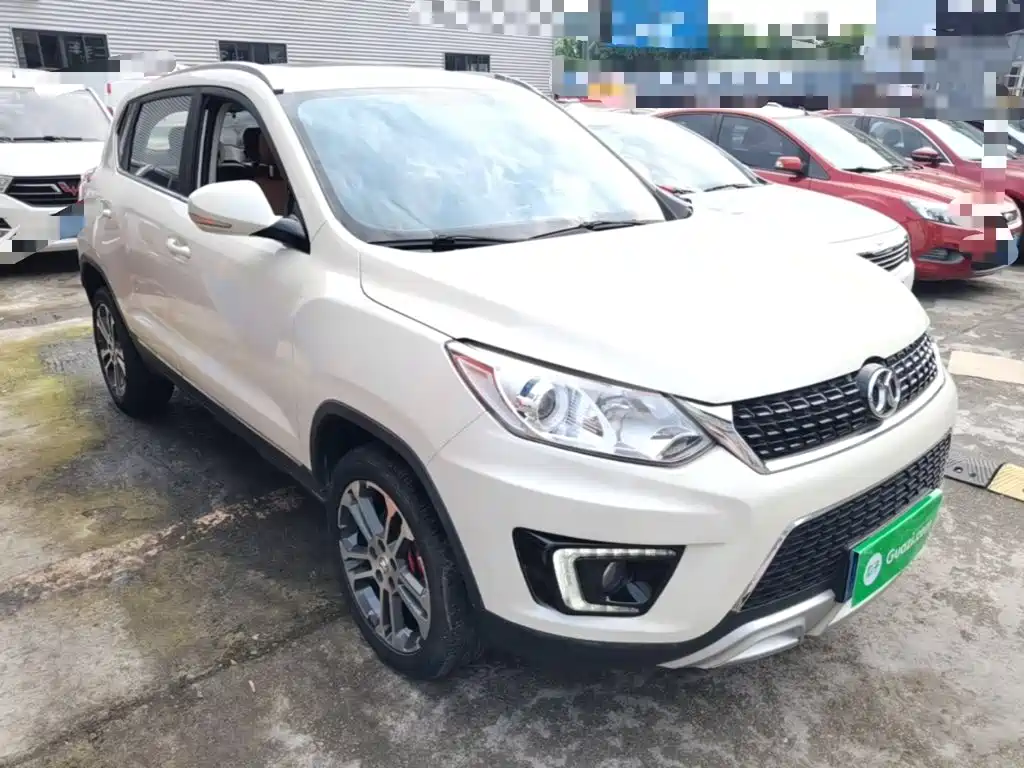 Senova X35 1.5 L Auto Luxury