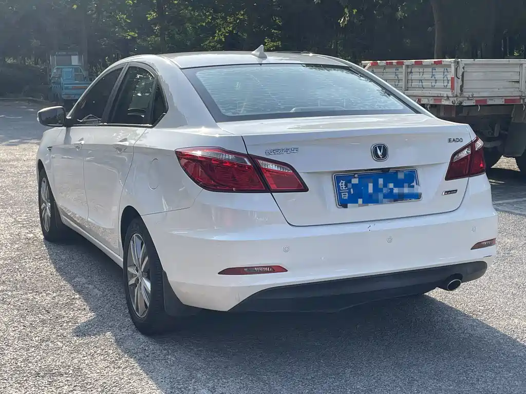 Eado 1.6 L Manual Style