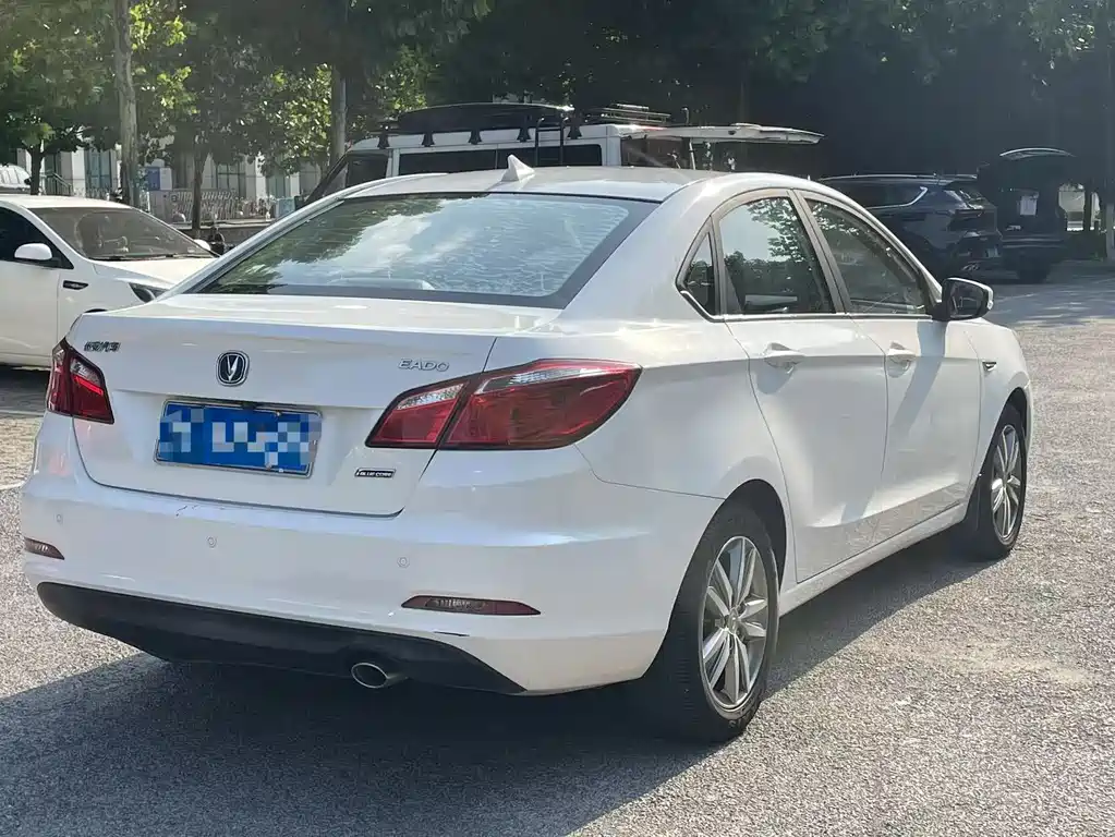 Eado 1.6 L Manual Style