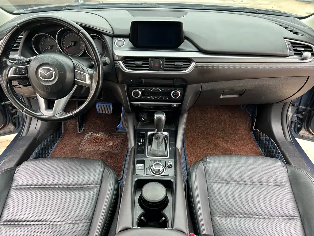 Atenza 2.0 L Blue Sky Luxury