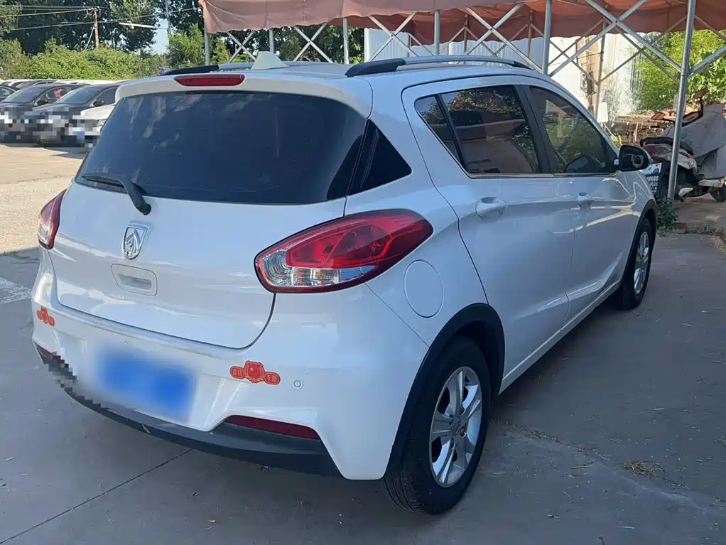 Baojun 310 1.2 L Manual Luxury