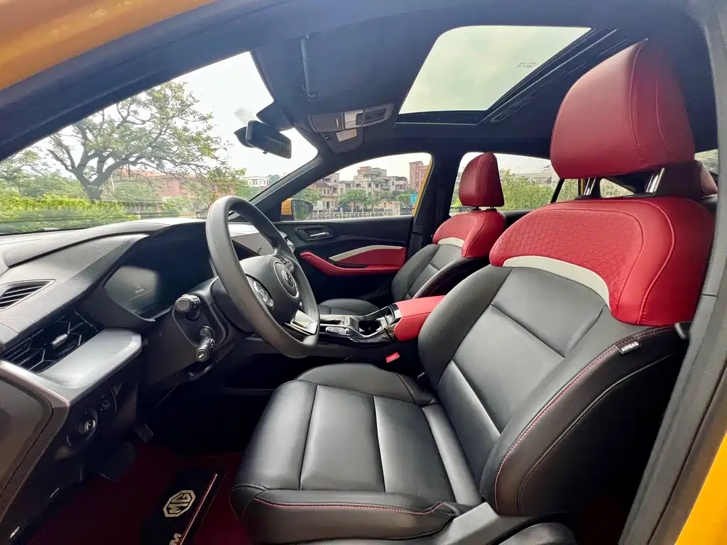 MG5 180 DVVT CVT Youth Luxury