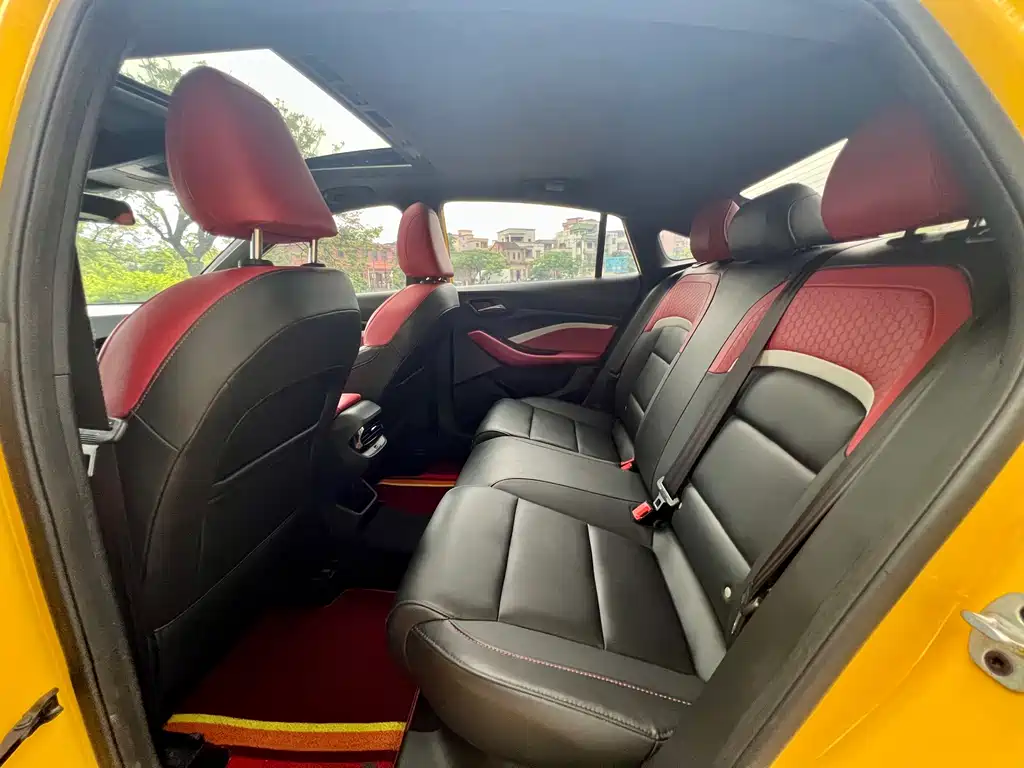 MG5 180 DVVT CVT Youth Luxury