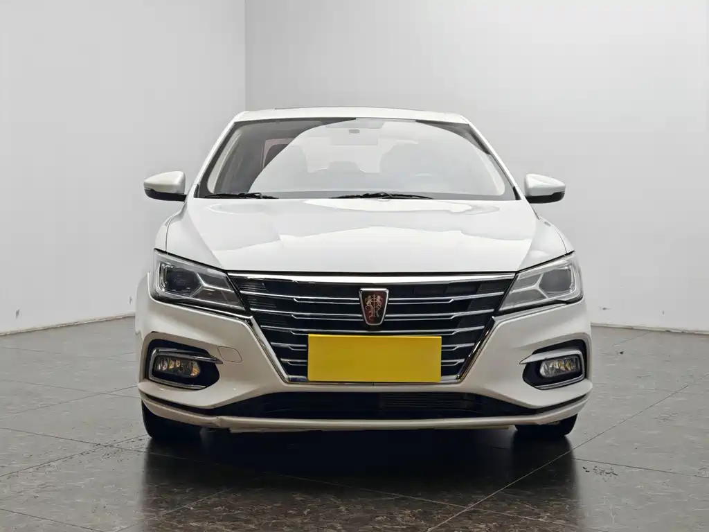 Roewe i5 1.5 L Auto 4 G Connected Leading Luxury