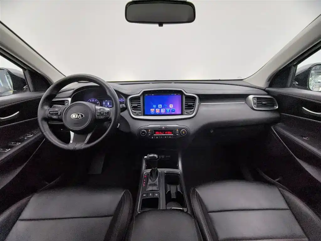 Sorento 索兰托 2015款 索兰托L 2.4 L 汽油4 WD运动版 5座 国V