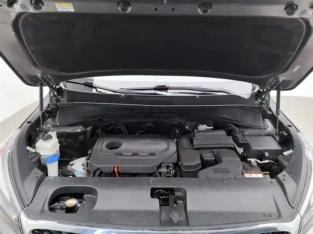 Sorento 索兰托 2015款 索兰托L 2.4 L 汽油4 WD运动版 5座 国V