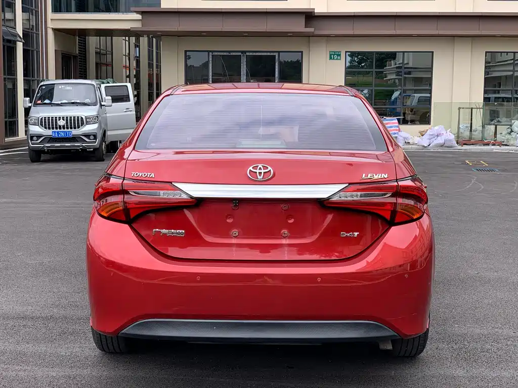 Levin Facelift 185 T CVT Elite CN-V