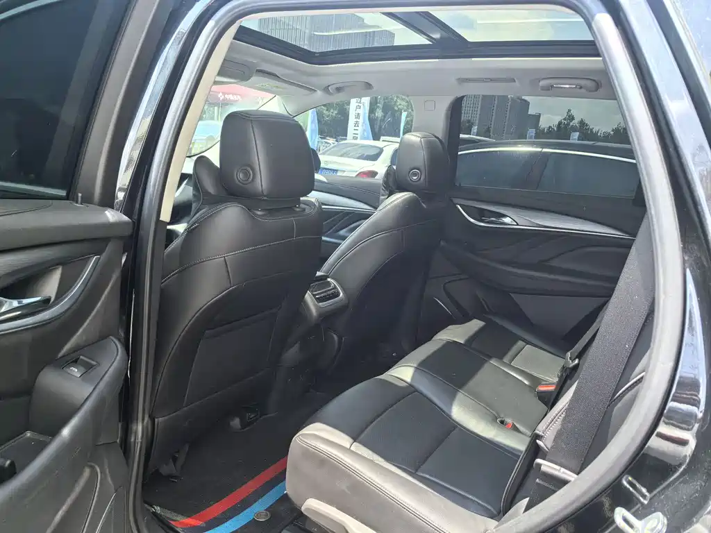 Enclave 652 T 4 WD Premium Flagship 7-seat