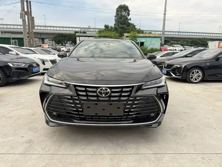 Toyota Avalon 2.0 L Luxury