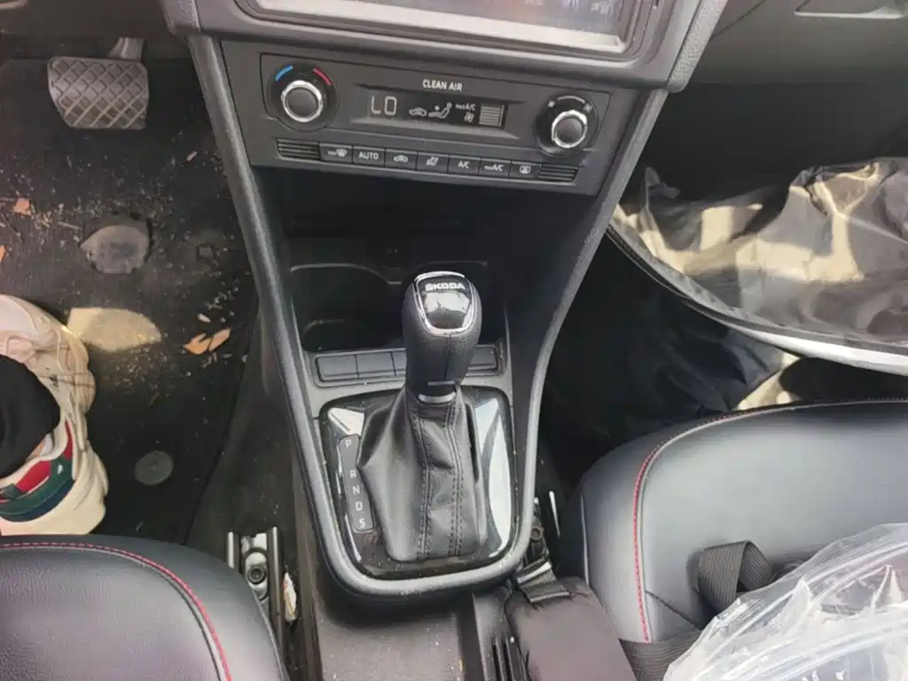 Rapid Spaceback 昕动 2016款 改款 1.6 L 自动智行版
