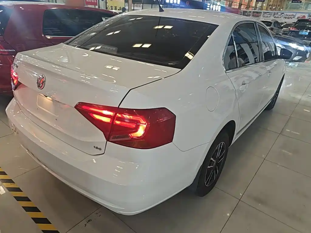 Jetta 1.5 L Auto Fashion