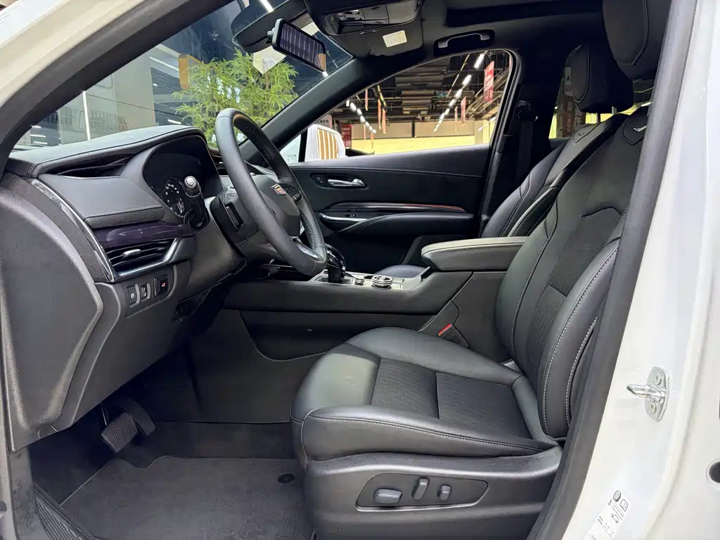Cadillac XT4 28 T 2 WD Style