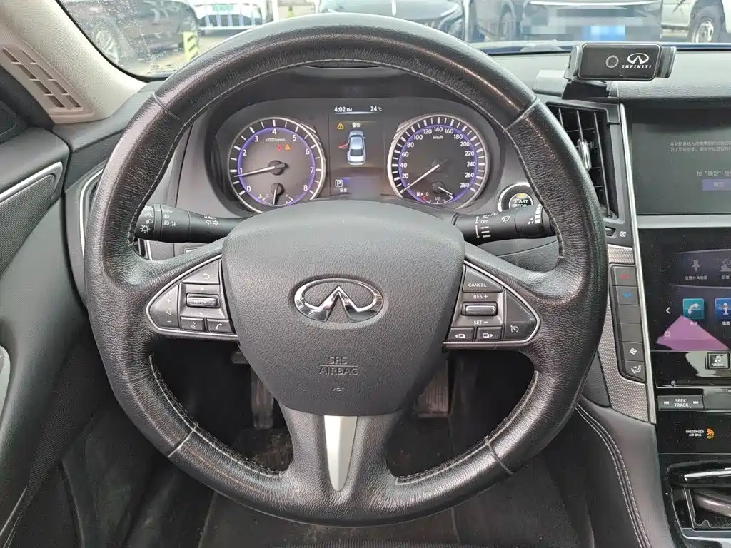 Infiniti Q50 L 2.0 T Joy