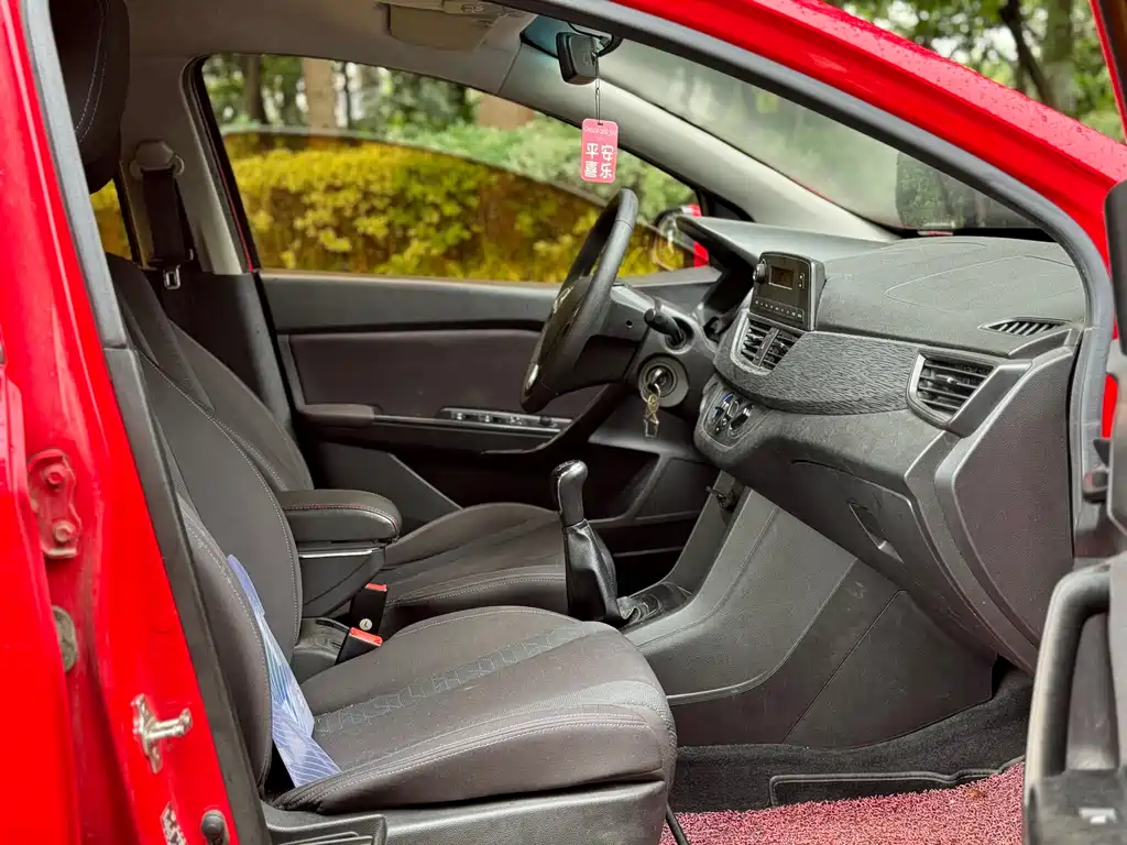 Baojun 310 1.2 L Manual Comfort