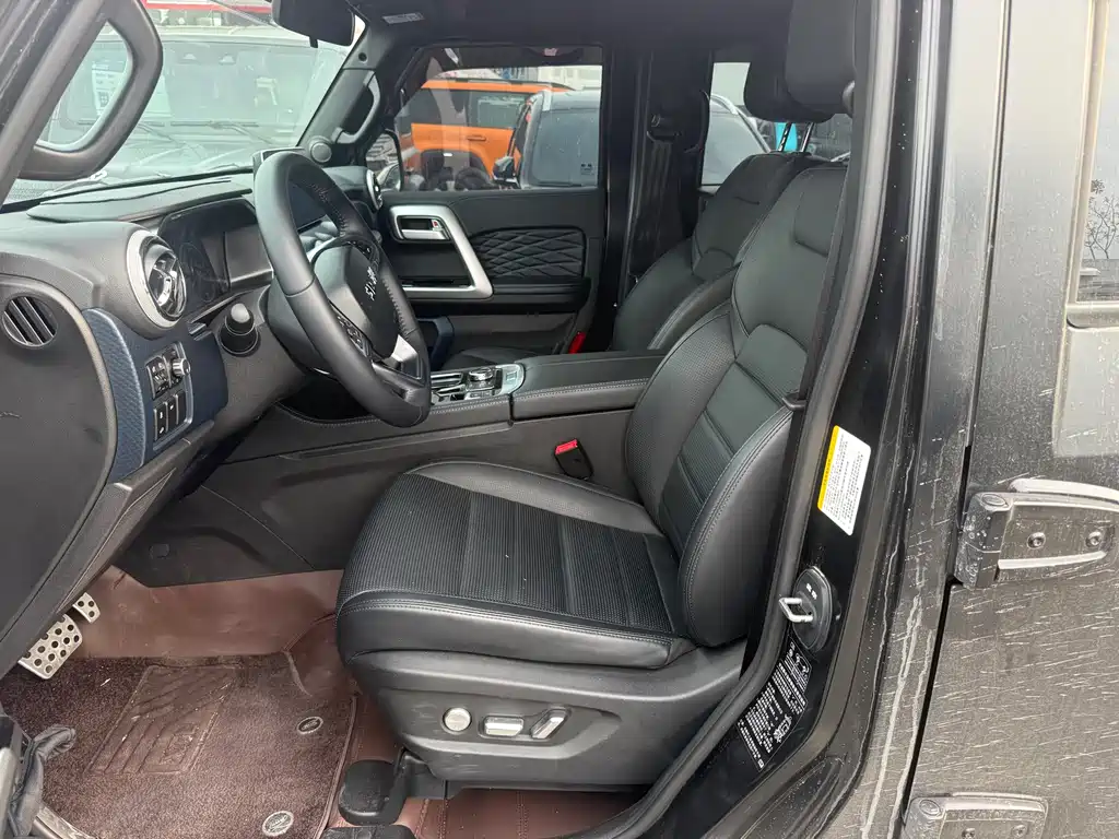 BAIC BJ40 2.0 D Blade Hero Glory