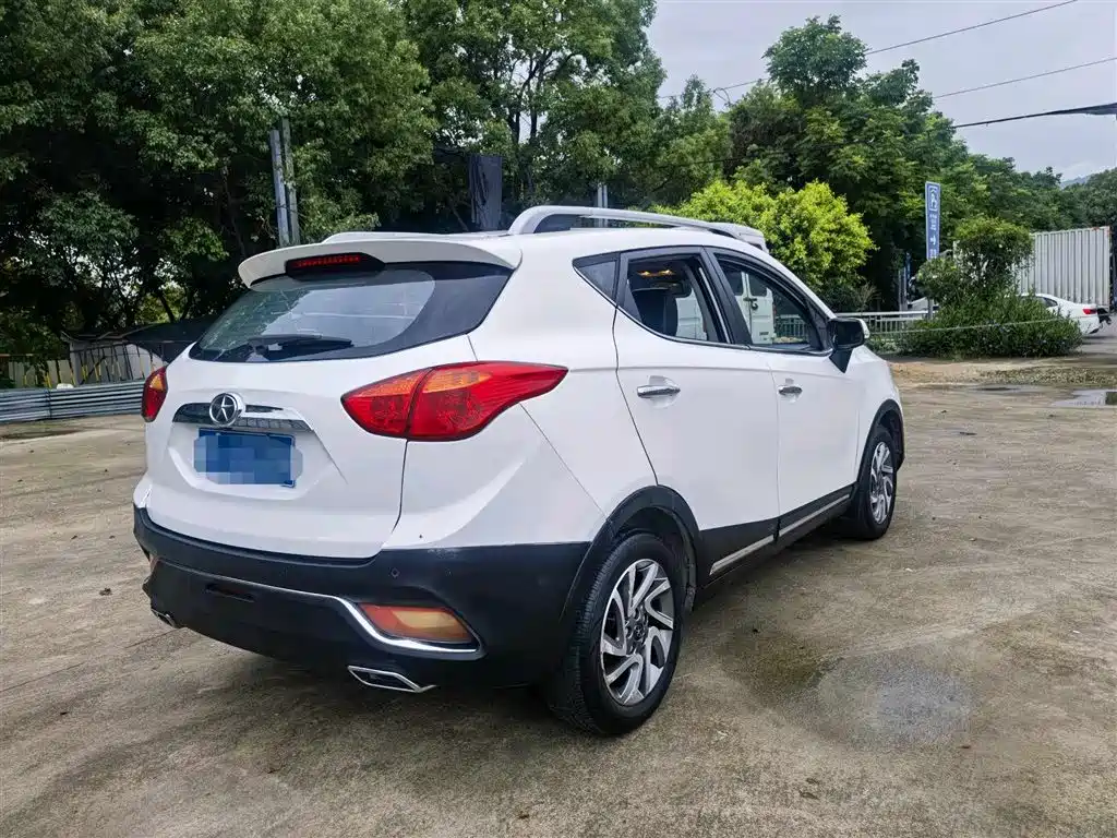 Refine S3 1.5 L CVT Luxury Intelligent Premium